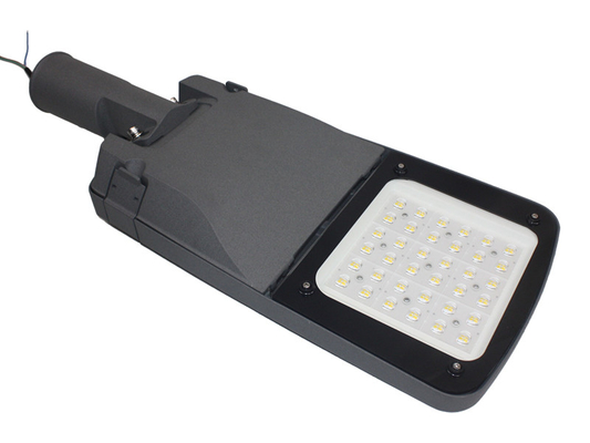 150W Square Smart Sensor ตัวเรือนไฟถนน LED ประสิทธิภาพการส่องสว่างสูง