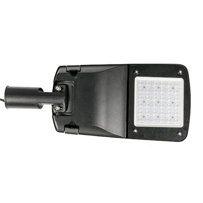 ติดตั้งไฟถนน LED กันน้ำ IP66 ฟรีสำหรับถนนสายหลัก