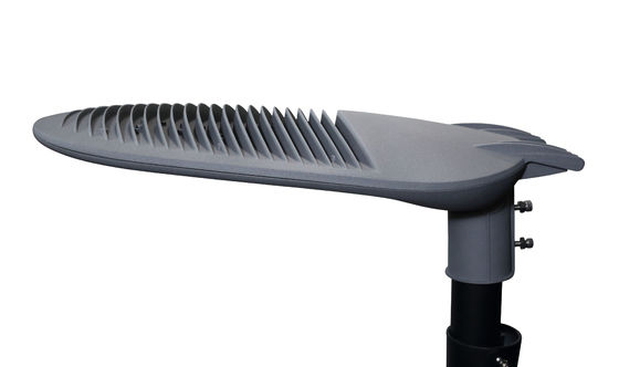 50W LED กลางเมือง Street Light With IK08 กระจกหมัก IP66 ตัดเหล็กอัลลูมิเนียม Housing